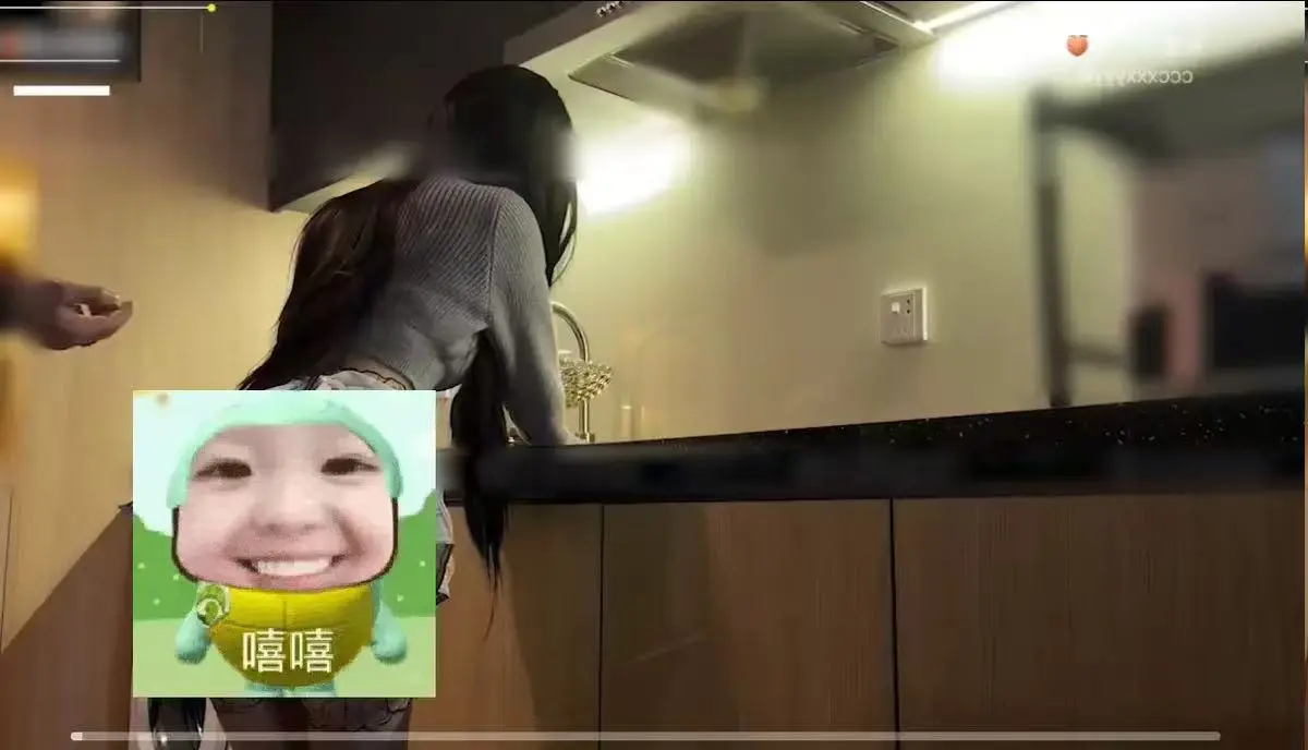《狗爹小桃》相关资源图片