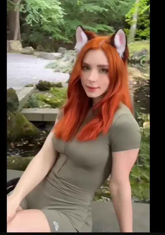 甜狐SweetieFox全系列持续更新 - 1080P蓝光画质无删减Cosplay - 免费在线观看无广告 - 甜狐老师身材管理在线